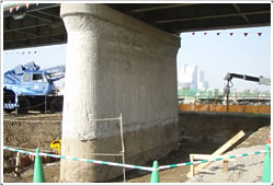 ���݋��r����